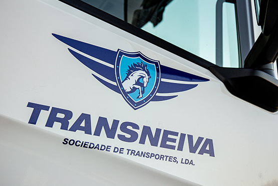 Logotipo Transneiva    